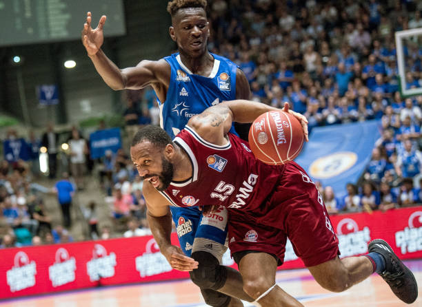 而是扩展到 而是扩展到